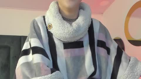 Snapshot of bonniecute_ chatting on 2, 3, 2025 online show from 2, 3, 2025