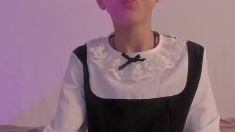 Snapshot of bonniecute_ chatting on 7, 3, 2025 online show from 7, 3, 2025