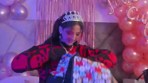 Snapshot of bonniecute_ chatting on 9, 3, 2025 online show from 9, 3, 2025