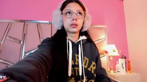 Snapshot of bonniepark_ chatting on 25, 6, 2026 Bonnie online show from 25, 6, 2026