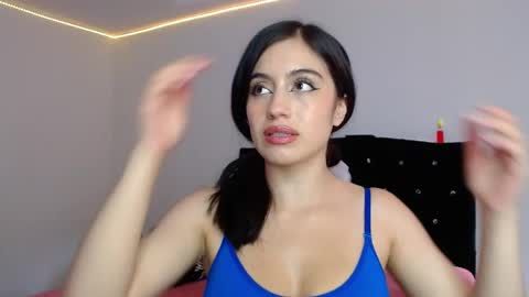 bonny_bonss online show from 13, 4, 2026