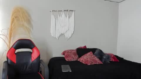 Snapshot of bonny_honey_ chatting on 28, 5, 2026 Bonny online show from 28, 5, 2026