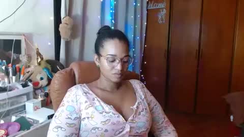 Queen Bon Vivantt online show from 21, 2, 2025