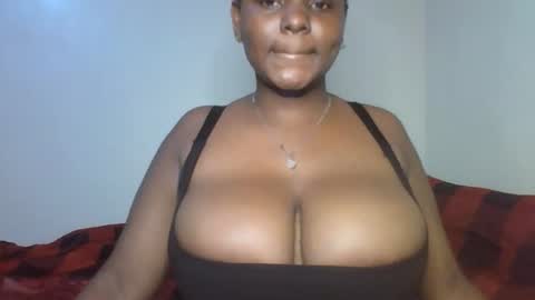 Snapshot of boobbyb chatting on 25, 10, 2025 boobbyb online show from 25, 10, 2025