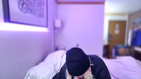 Snapshot of boobookittyfuxx chatting on 30, 10, 2025 boobookittyfuxx online show from 30, 10, 2025