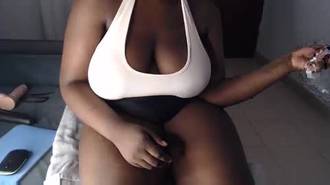 booby_candy online show from 22, 12, 2024