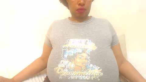 Snapshot of boobyqueen24 chatting on 20, 6, 2026 boobyqueen online show from 20, 6, 2026