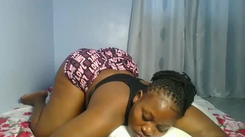 sandrah online show from 5, 11, 2025