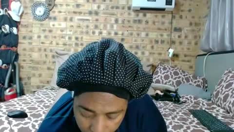 Snapshot of bootytwerkxxx chatting on 4, 7, 2026 bootytwerkxxx online show from 4, 7, 2026