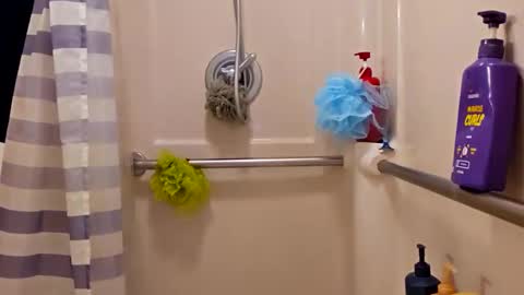 bootywhoknows online show from 14, 2, 2026