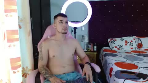 Snapshot of booyhott_ chatting on 30, 10, 2025 booyhott_ online show from 30, 10, 2025