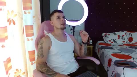 Snapshot of booyhott_ chatting on 31, 10, 2025 booyhott_ online show from 31, 10, 2025