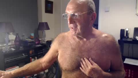 Snapshot of boppy21 chatting on 9, 8, 2026 Boppy21 online show from 9, 8, 2026