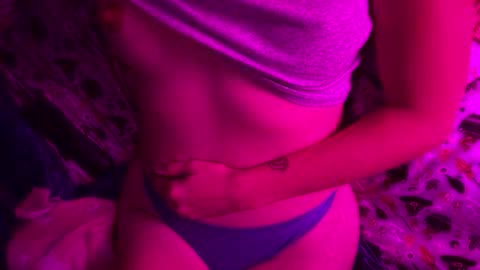 boredsoccermom8 online show from 6, 11, 2025