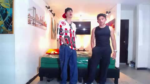 THOMAS AND DAMIAND online show from 6, 1, 2026