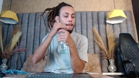 Snapshot of bossdominator1 chatting on 27, 9, 2025 Boss online show from 27, 9, 2025