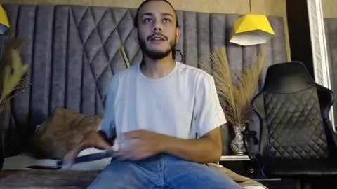 Snapshot of bossdominator1 chatting on 6, 10, 2025 Boss online show from 6, 10, 2025