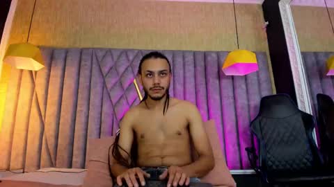 Snapshot of bossdominator1 chatting on 16, 10, 2025 Boss online show from 16, 10, 2025