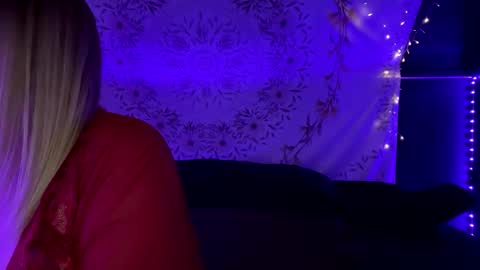 Snapshot of bossmomma chatting on 7, 1, 2025 BossMom online show from 7, 1, 2025