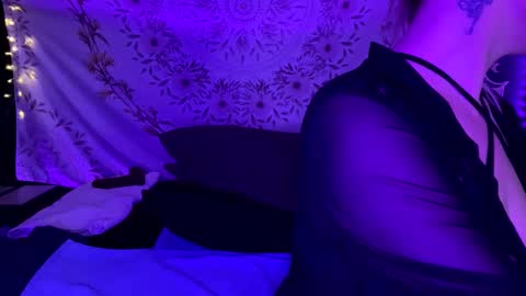 Snapshot of bossmomma chatting on 28, 1, 2025 BossMom online show from 28, 1, 2025