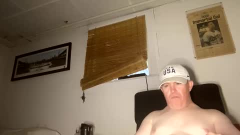 Snapshot of bostonirish45 chatting on 13, 5, 2026 bostonirish45 online show from 13, 5, 2026