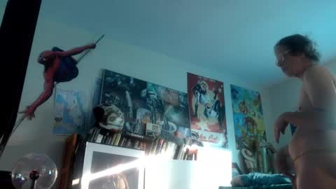 Bottomboo7 online show from 30, 11, 2025