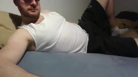 Snapshot of bottomtsinner chatting on 14, 11, 2025 bottomtsinner online show from 14, 11, 2025