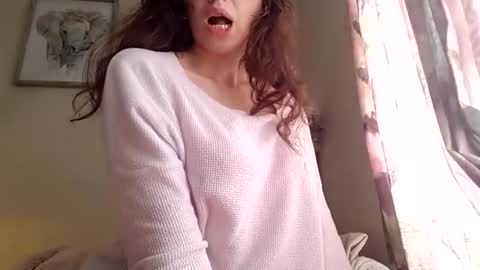 Snapshot of bouncyqueenmajesty chatting on 28, 1, 2025 Bouncy Queen Majesty online show from 28, 1, 2025