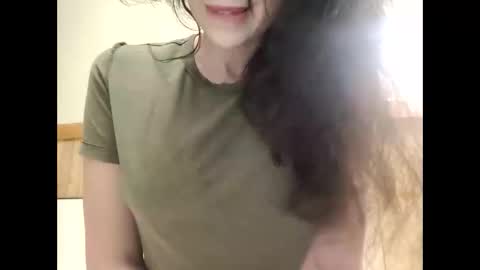 Bouncy Queen Majesty online show from 28, 10, 2025