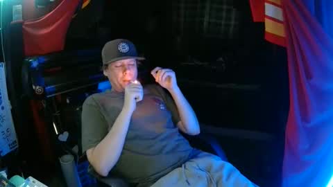 Bowerboi1217 online show from 4, 12, 2025