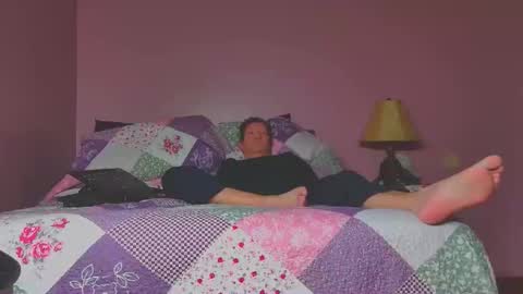 Snapshot of boxgobbler chatting on 15, 12, 2025 Rihanna online show from 15, 12, 2025