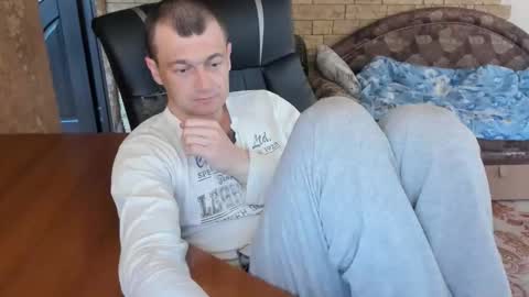 Snapshot of boyapollon chatting on 19, 4, 2026 BoyApollon online show from 19, 4, 2026