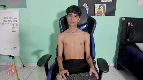 Snapshot of boys4hot_777 chatting on 1, 5, 2026 boys4hot_777 online show from 1, 5, 2026