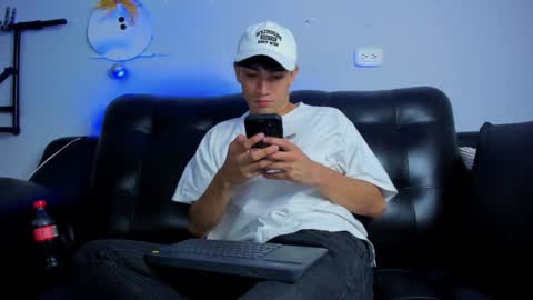 Paul and Max online show from 10, 12, 2024