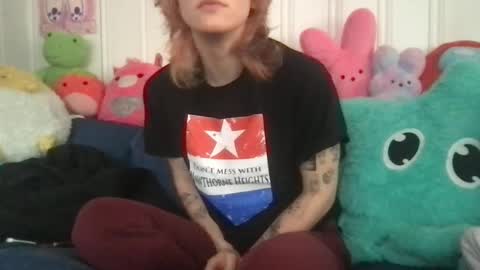 boywithbug online show from 13, 2, 2025