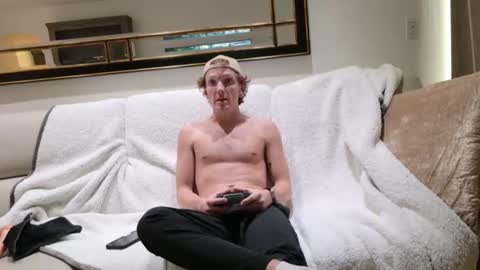 Boyyhb online show from 12, 11, 2025