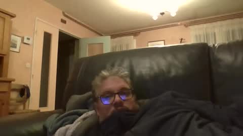 bozo81 online show from 5, 11, 2025