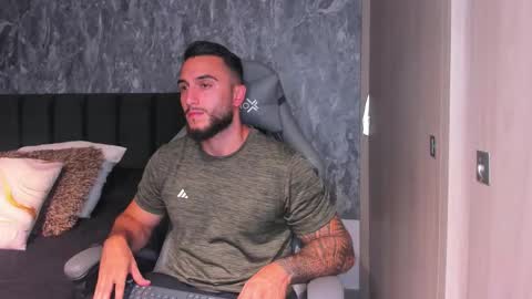 Snapshot of brad1_ chatting on 24, 10, 2025 instagramBrad mayers1twittermayersbrad online show from 24, 10, 2025