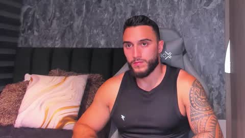 Snapshot of brad1_ chatting on 28, 10, 2025 instagramBrad mayers1twittermayersbrad online show from 28, 10, 2025