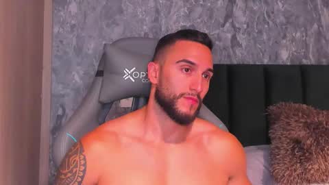 Snapshot of brad1_ chatting on 18, 12, 2025 instagramBrad mayers1twittermayersbrad online show from 18, 12, 2025