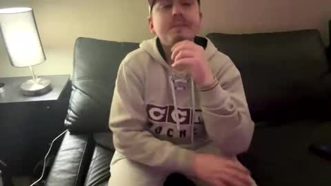 brad200215 online show from 24, 2, 2026