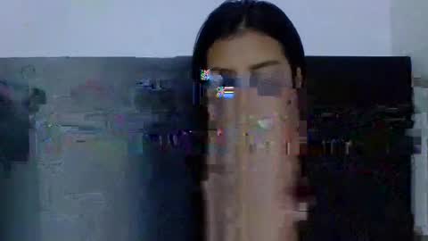 Snapshot of brad_and_emma293215 chatting on 24, 4, 2026 brad_and_emma293215 online show from 24, 4, 2026
