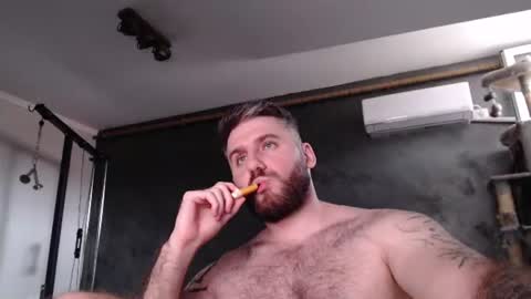 Snapshot of brad_pittfall chatting on 22, 7, 2026 ask me online show from 22, 7, 2026