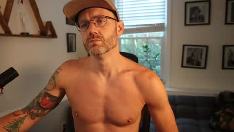Snapshot of bradbronton chatting on 23, 7, 2026 BradBronton online show from 23, 7, 2026