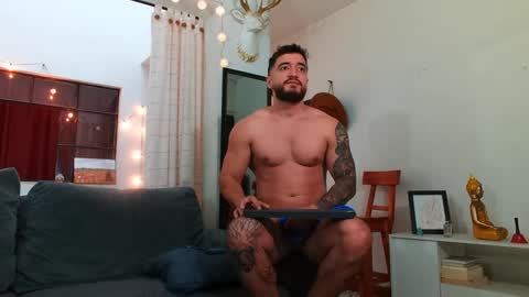 Bradley Martinez online show from 6, 1, 2025