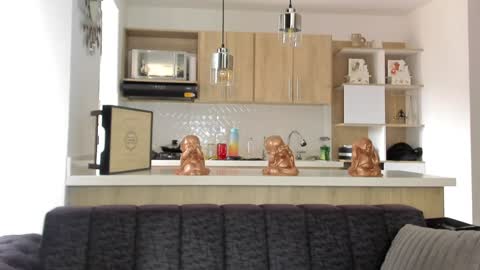 bradleymartin7 online show from 2, 2, 2025