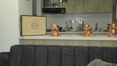 bradleymartin7 online show from 8, 2, 2025