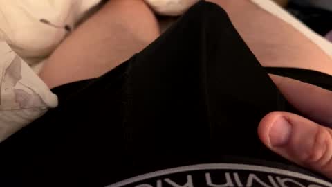 Snapshot of braduncutcock09 chatting on 1, 2, 2026 braduncutcock09 online show from 1, 2, 2026