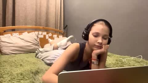 Alice online show from 3, 12, 2025