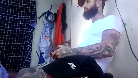 brandonchampagne7 online show from 16, 12, 2025